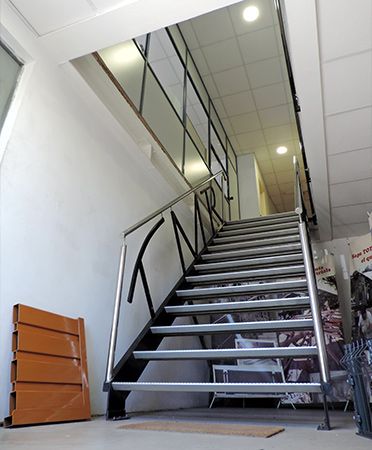 TMR- Tallers Metal·lúrgics Reus escaleras 1