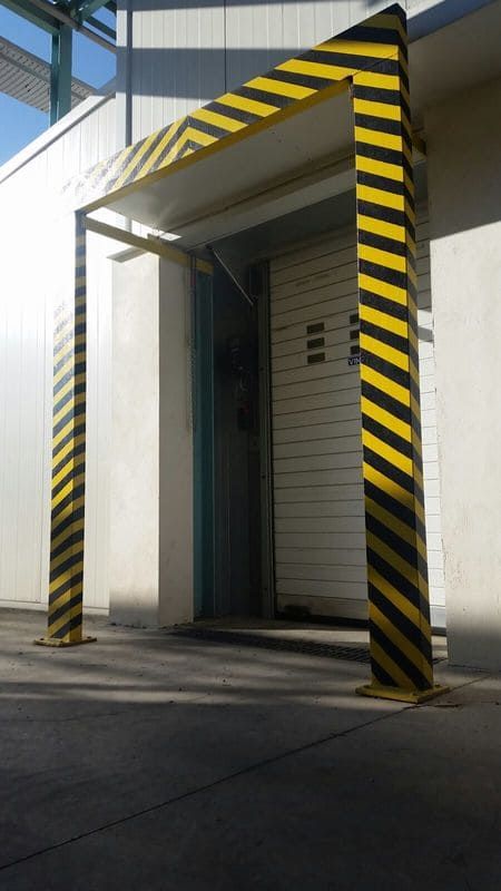 TMR- Tallers Metal·lúrgics Reus protección puerta