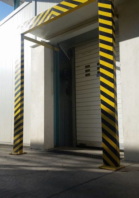 TMR- Tallers Metal·lúrgics Reus protección puerta